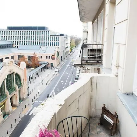 In Centre With Balcony, Facing Hala Koszyki * Βαρσοβία